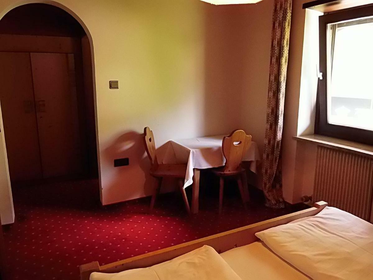 Garni Runggner Traubenhof Hotel แตร์เมโน ภายนอก รูปภาพ