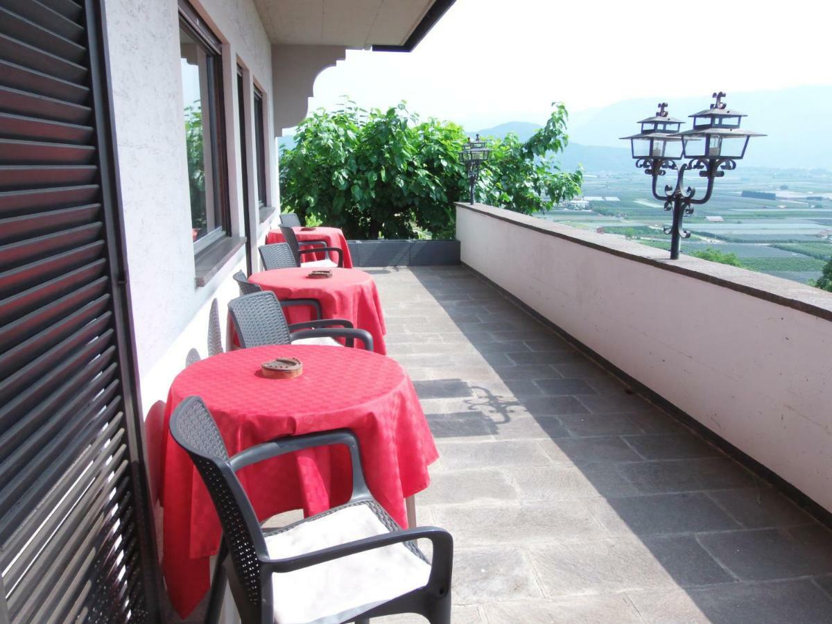 Garni Runggner Traubenhof Hotel แตร์เมโน ภายนอก รูปภาพ